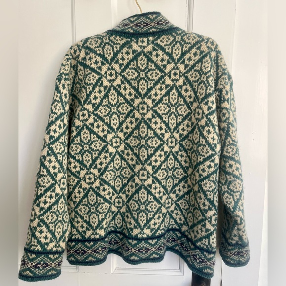 L.L. Bean Wool Nordic Cardigan - Made in U.S.A. Size M. - Picture 6 of 7